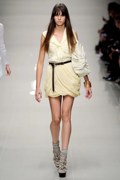 Look 29
